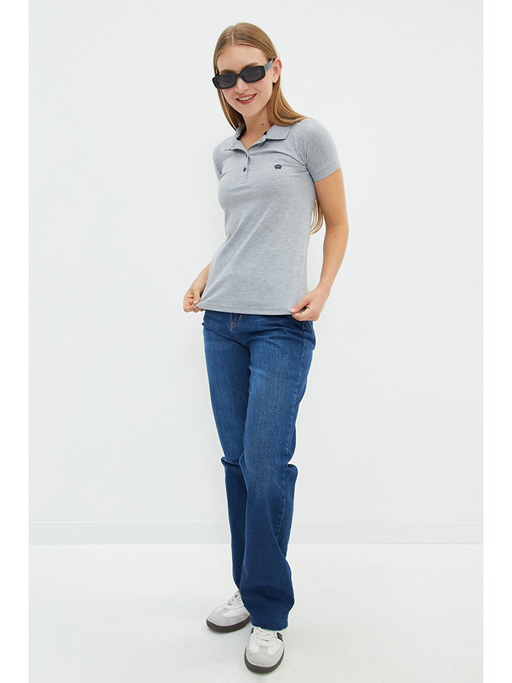Gri Nakışlı Polo Yaka Slim Fit Tişört-4