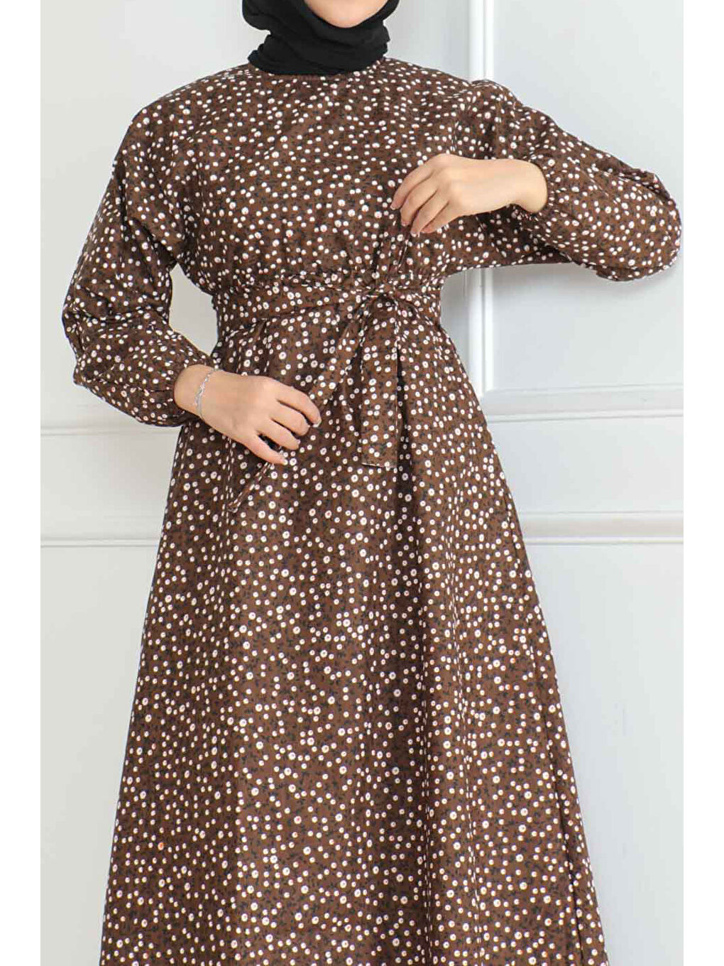Kahverengi Desenli Kolu Büzgülü Elbise Kahve - 26622-2