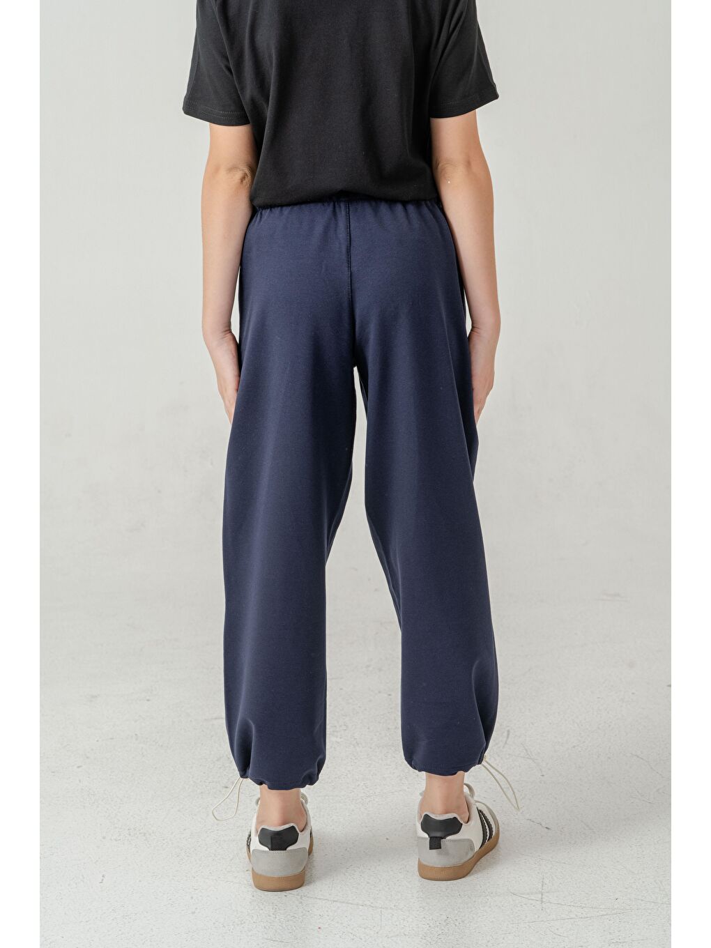 Lacivert Cebi Taşlı Paça Brit Lastikli Stoperli Kız Çocuk Eşofman Altı-4