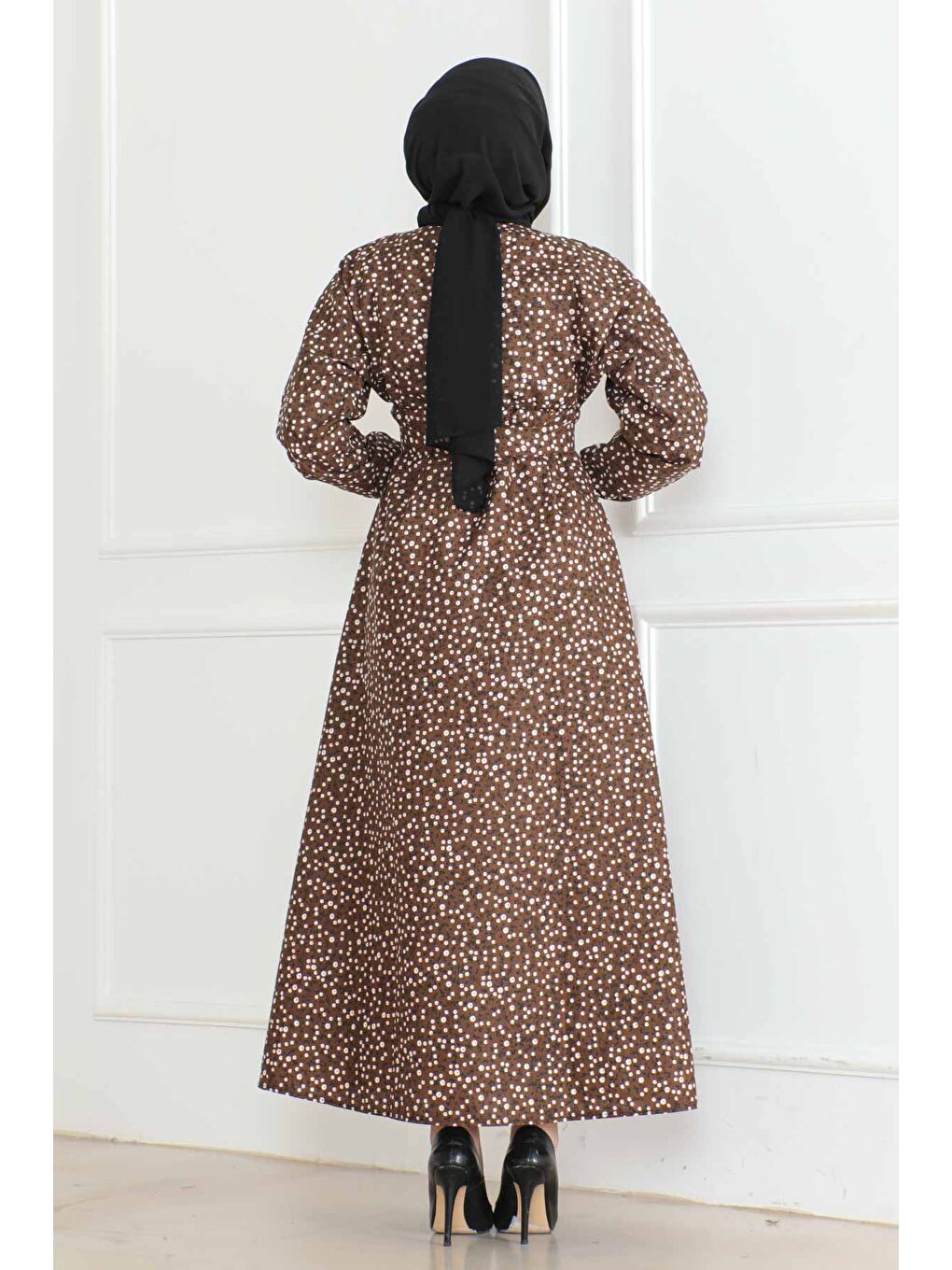 Kahverengi Desenli Kolu Büzgülü Elbise Kahve - 26622-3