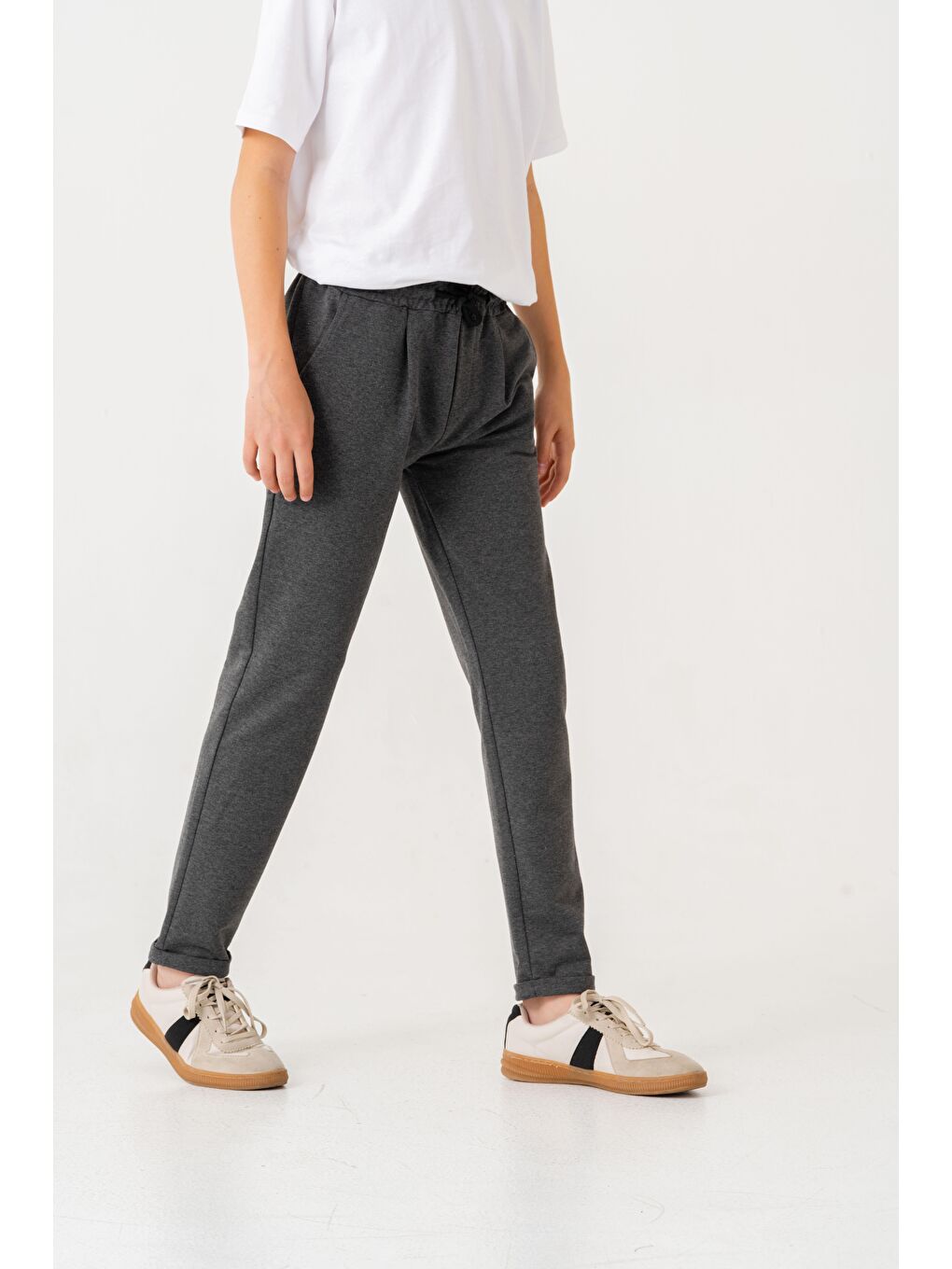 Antrasit Duble Paça Kemer Düğmeli Erkek Çocuk Eşofman Altı-4