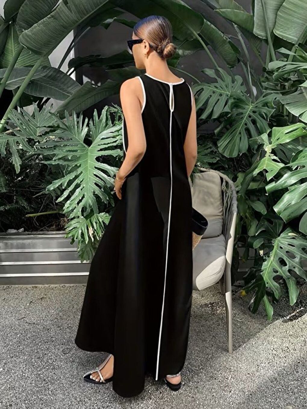 Siyah Kadın Omuzlardan Açık Yaka Ince şerit Detaylı Uzun Viskon Elbise-2