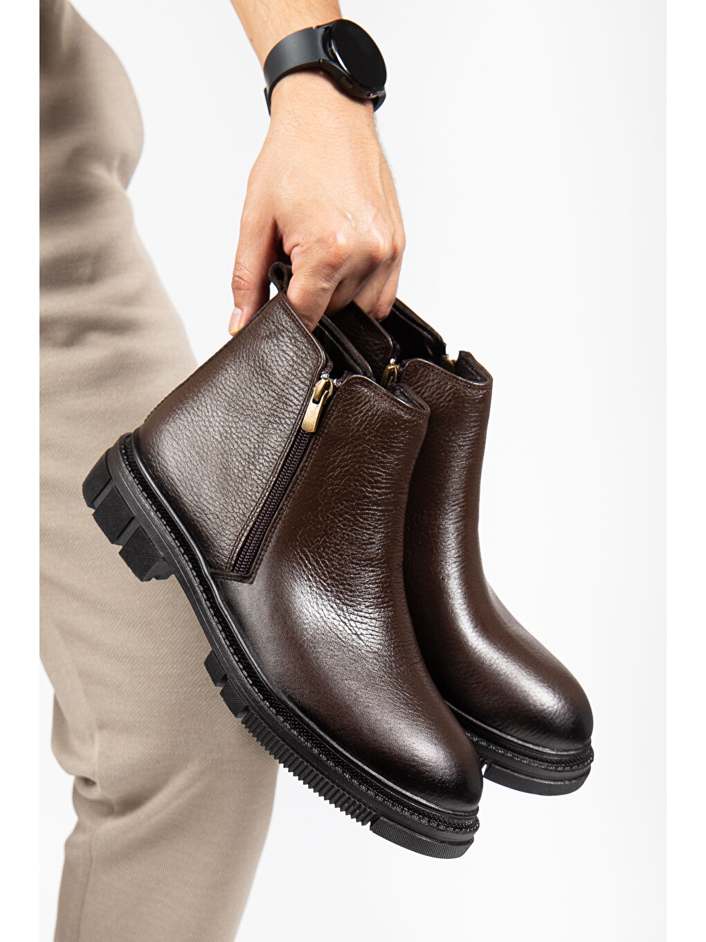 Kahverengi D555 Hakiki Deri Soğuk Geçirmez Erkek Bot