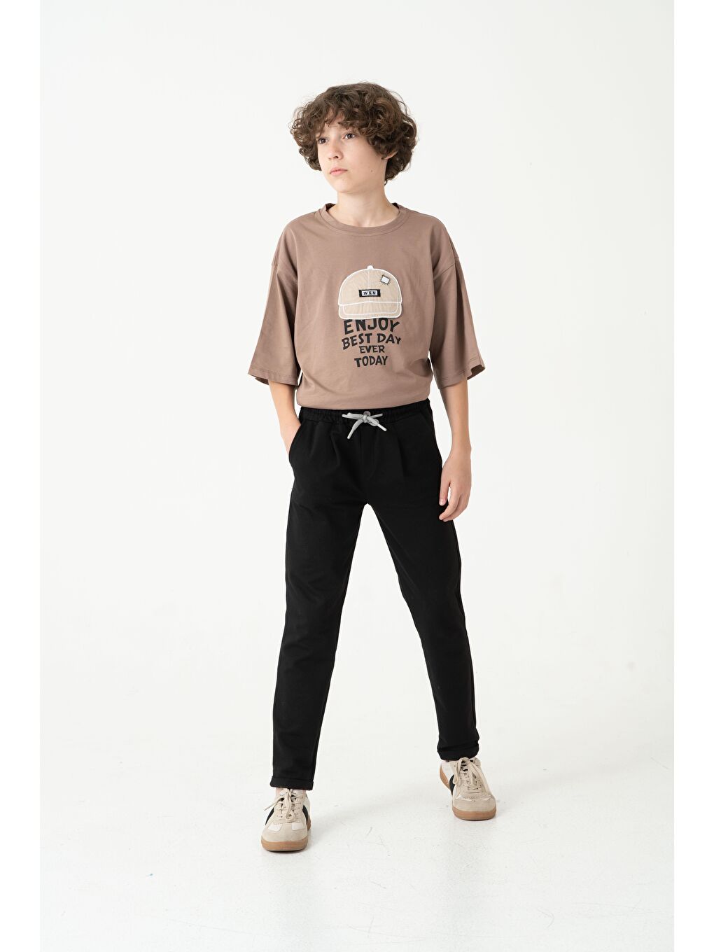 Siyah Duble Paça Kemer Düğmeli Erkek Çocuk Eşofman Altı-1