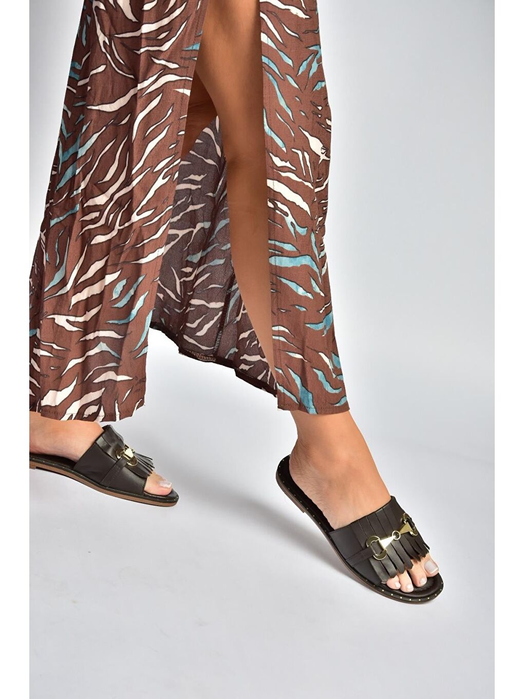 Kahverengi Kadın Terlik Y291873003-2