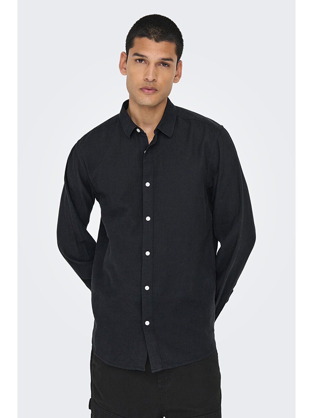 Siyah Onscaiden Keten ve Pamuk Karışımlı Slim Fit Gömlek 22012321