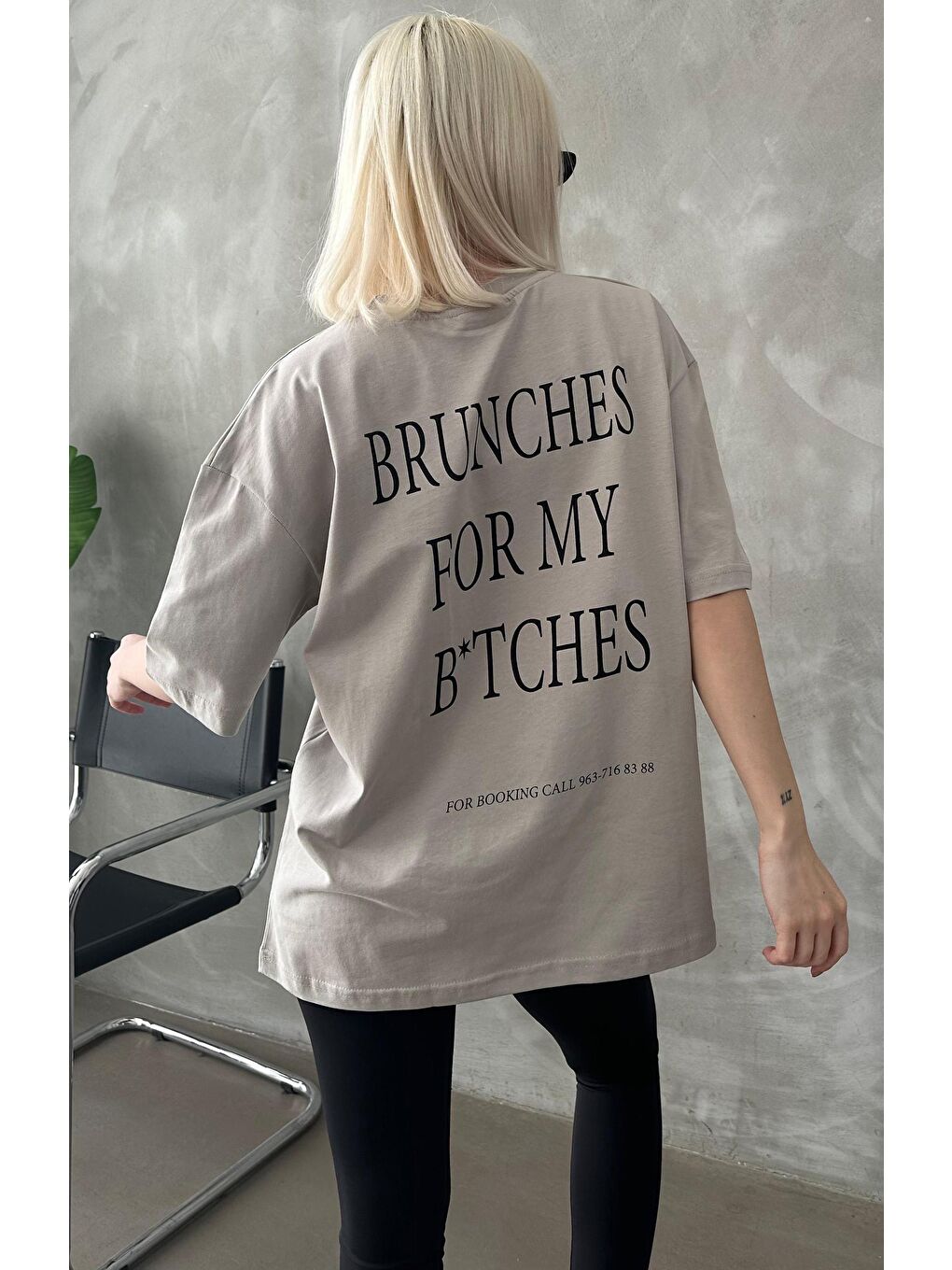 Boyalı Gri Oversize Sırt Ve Ön Baskılı Bisiklet Yaka Kısa Kollu Tişört Mg2130-2