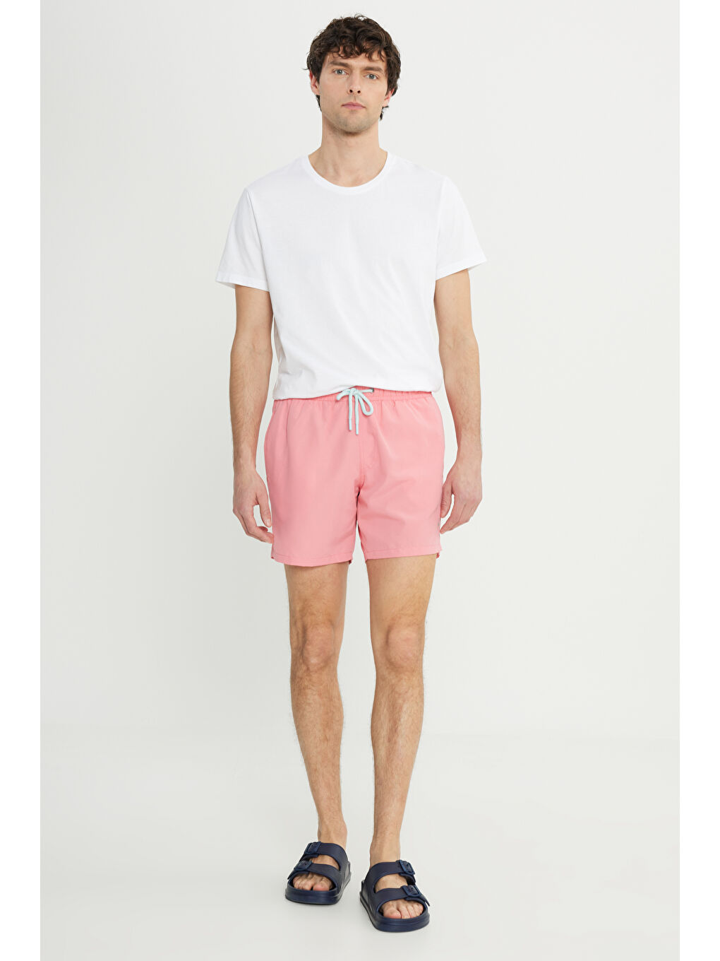 Erkek Pembe Standart Fit Normal Kesim Cepli Hızlı Kuruyan Desenli Deniz Şortu-2