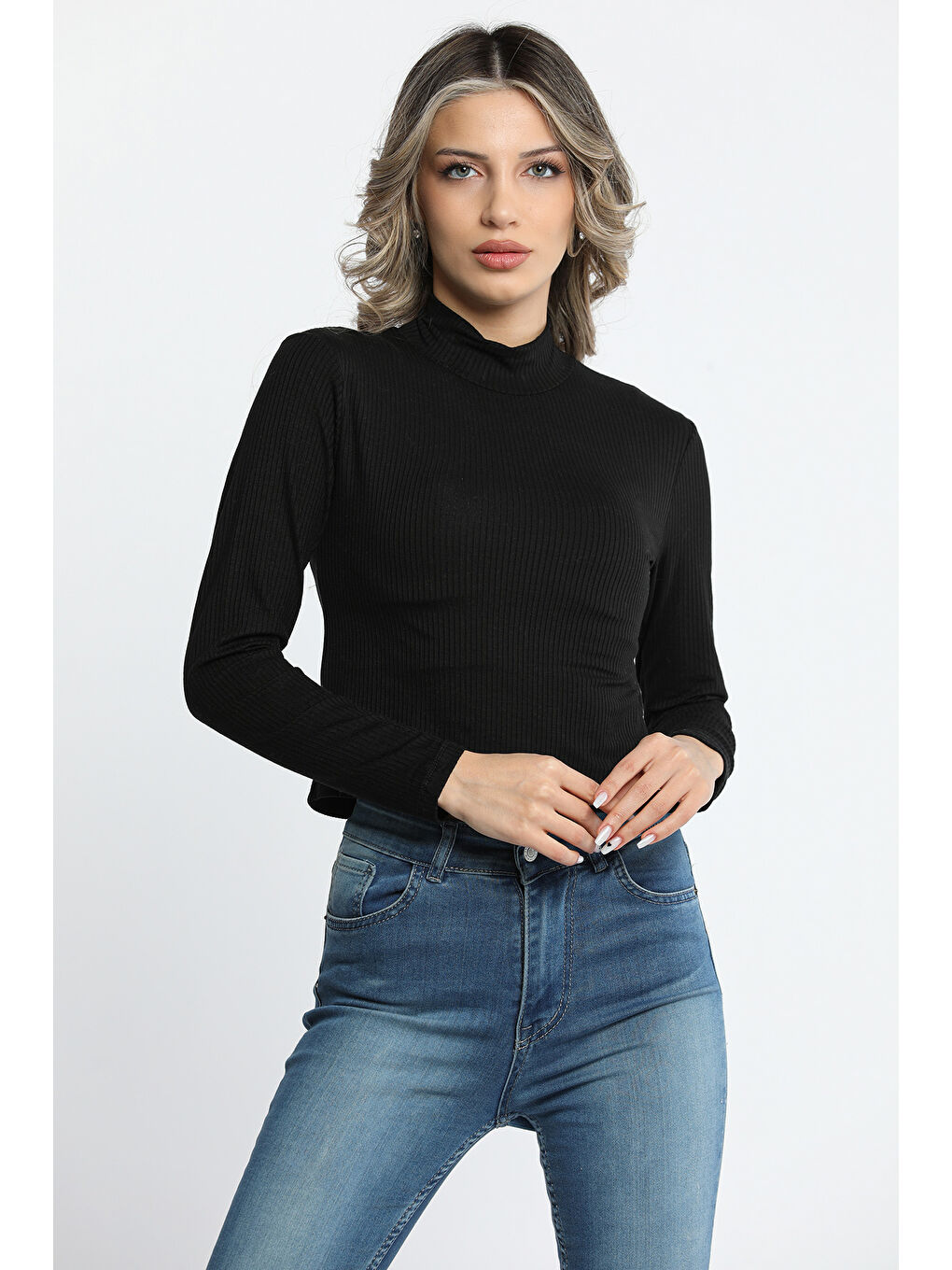 GÜLSELİ Siyah Kadın Dik Yaka Fitilli Crop Top Body Bluz - 3