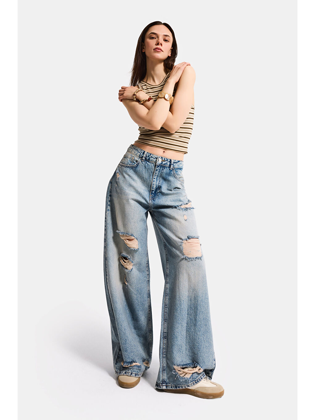 Mavi Kadın Jean Rengi 12s6-32 Süper Baggy Fit Yırtık ve Nakış Detaylı Özel Tasarım Denim Jean-3