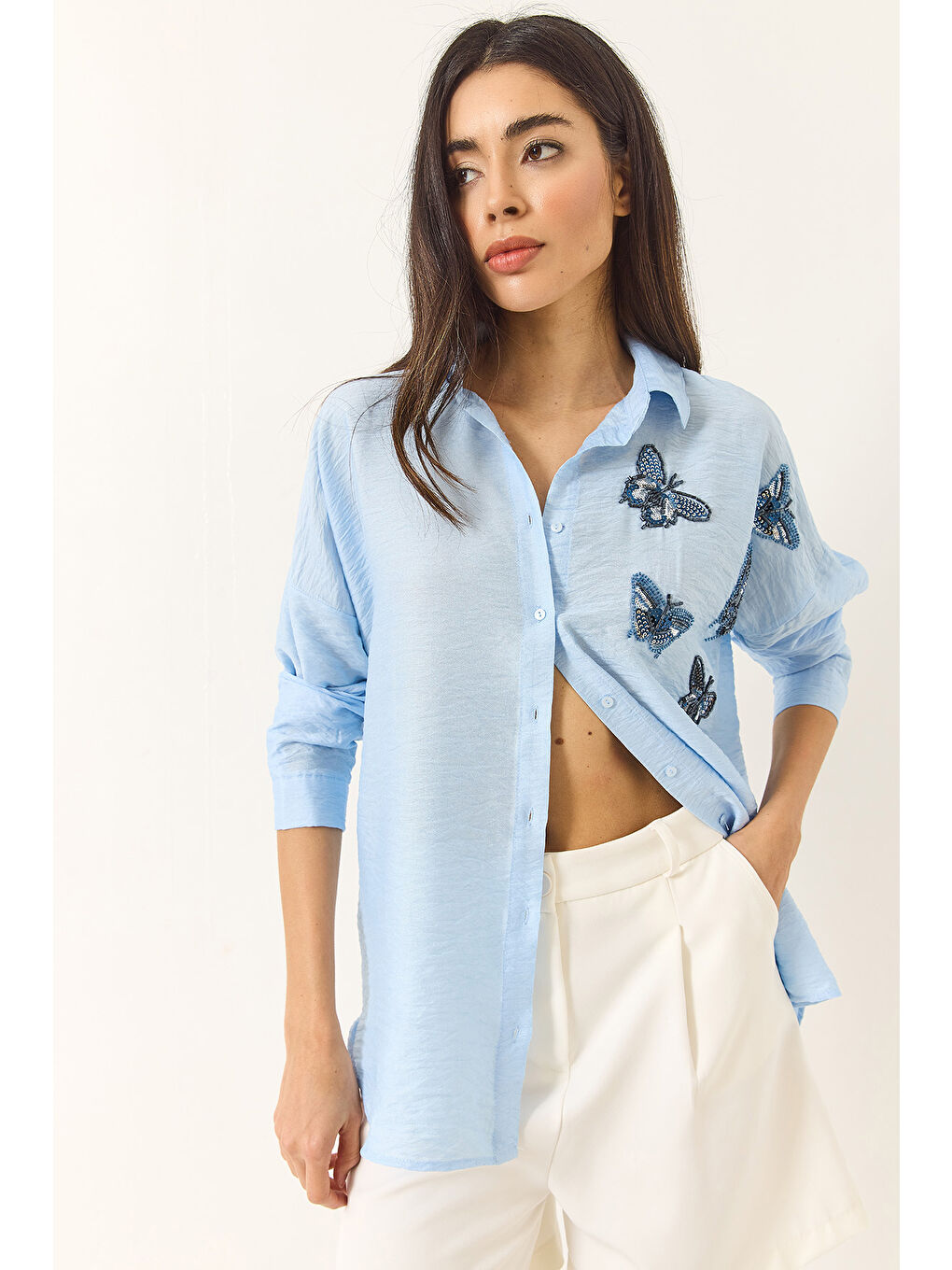 Mavi Kadın Kelebek Boncuk Taş İşlemeli Aerobin Oversize Gömlek-1