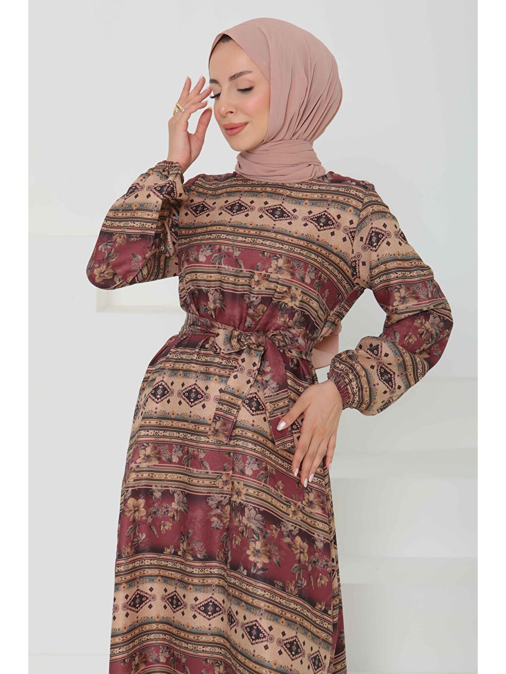 Çiçek Desenli Kuşaklı Elbise Mürdüm - 27105-4