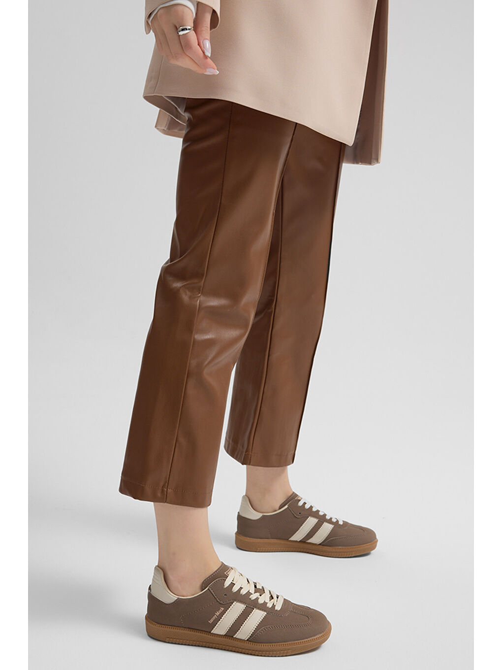 Unisex Vizon Bej Termo Taban Yanı Şeritli Bağcıklı Spor Ayakkabı