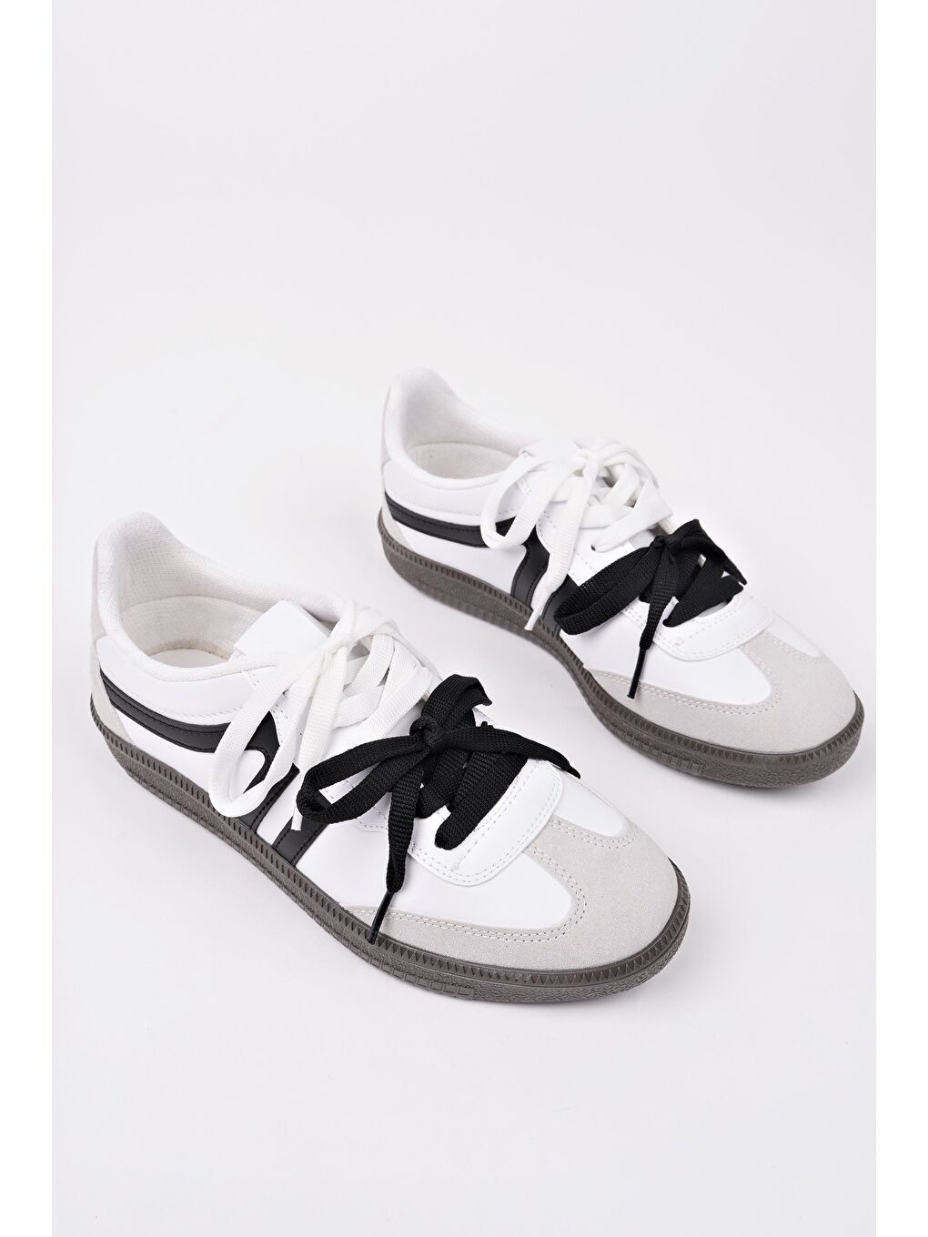 Muggo Beyaz RETRO Çift Bağcıklı Günlük Kadın Sneaker Spor Ayakkabı - 1