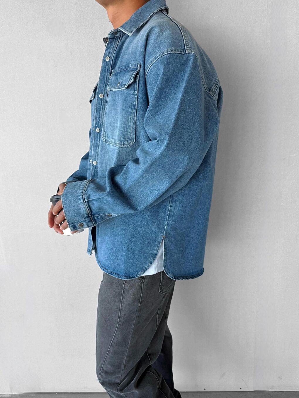 Erkek Oversize Önü Cepli Premium Denim Gömlek Mavi-3