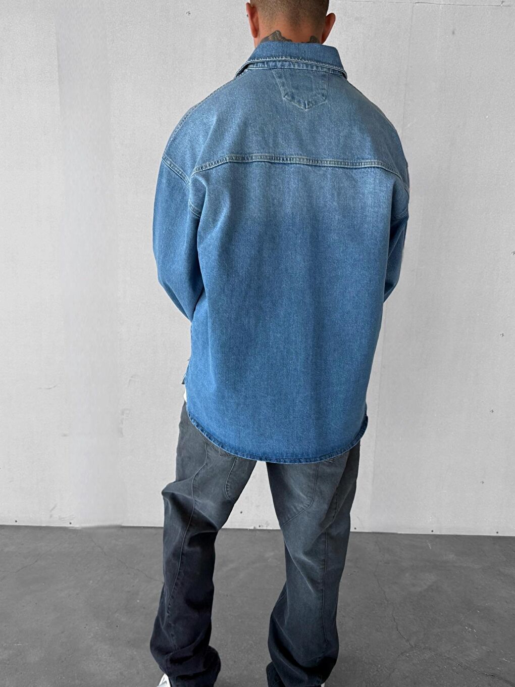 Erkek Oversize Önü Cepli Premium Denim Gömlek Mavi-5