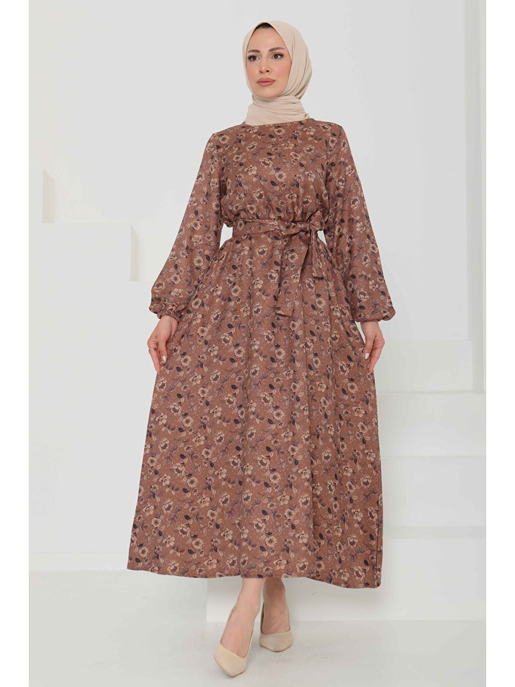 Bej Çiçek Desenli Kuşaklı Elbise Vizon - 27103-1