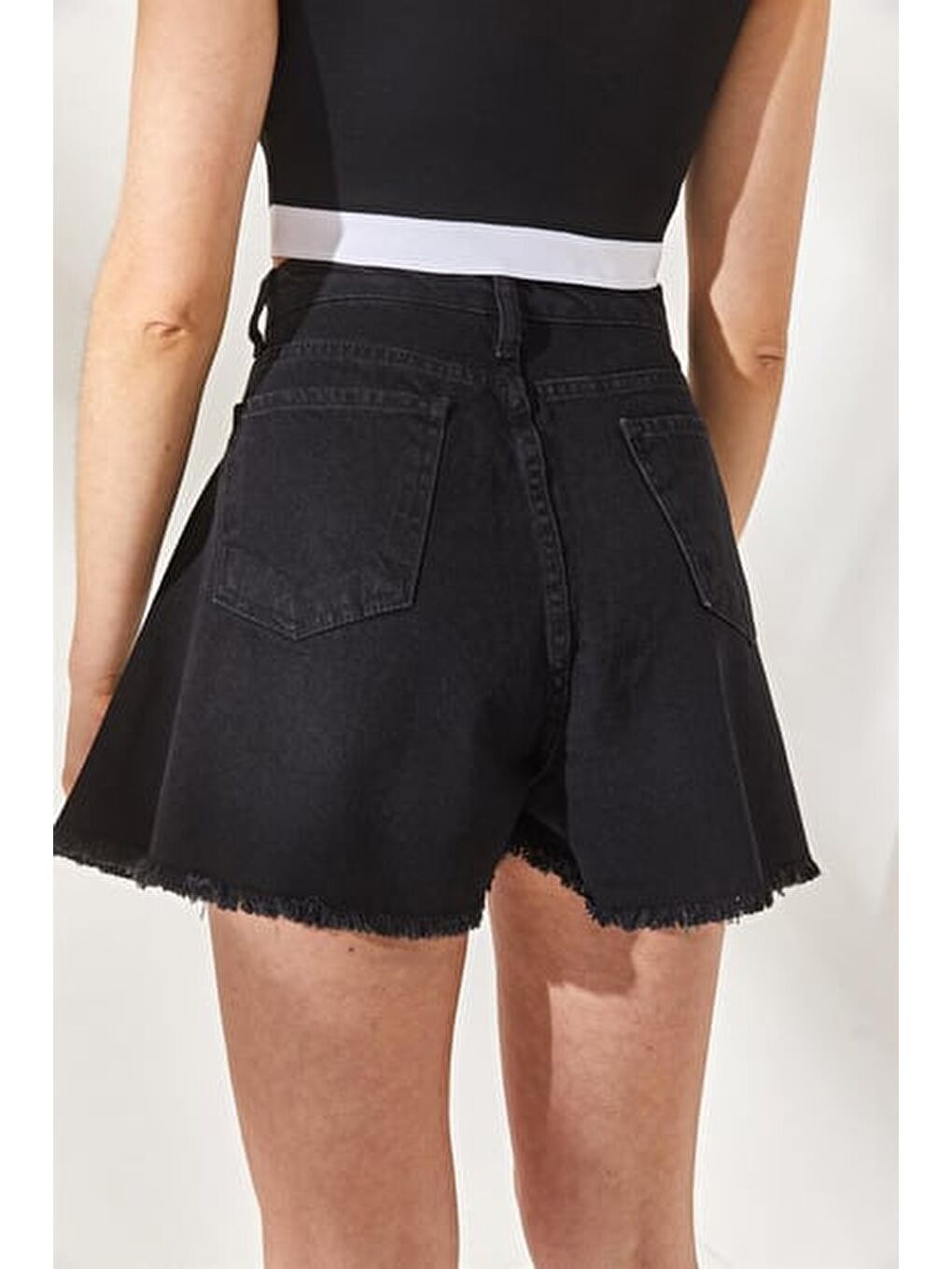 Püsküllü Jean Şort Siyah - 27361-2