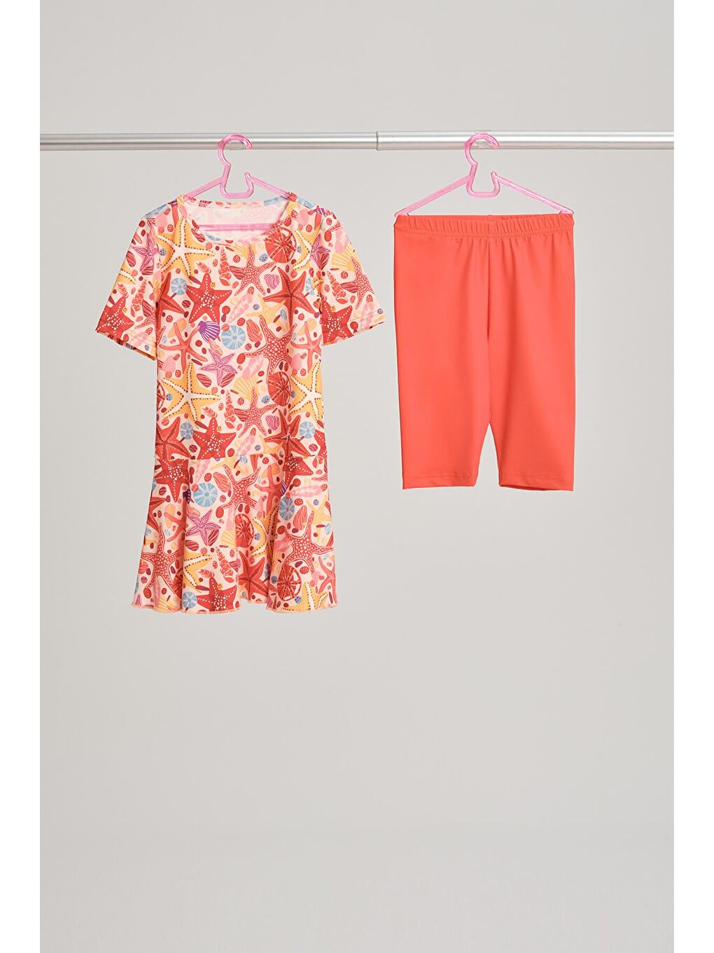Mor Etekli Yarım Kol Turuncu Kız Çocuk 2 Parça Mayo Takımı 3046