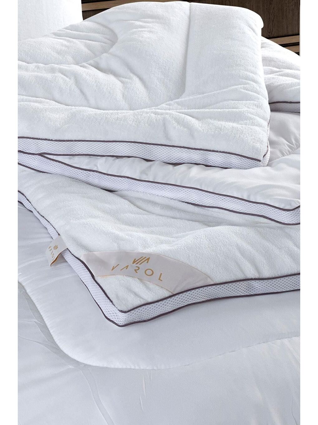 Beyaz Soft Dört Mevsim Tek Kişilik Yorgan 155x215cm BEYAZ/DUZ,SADE-1