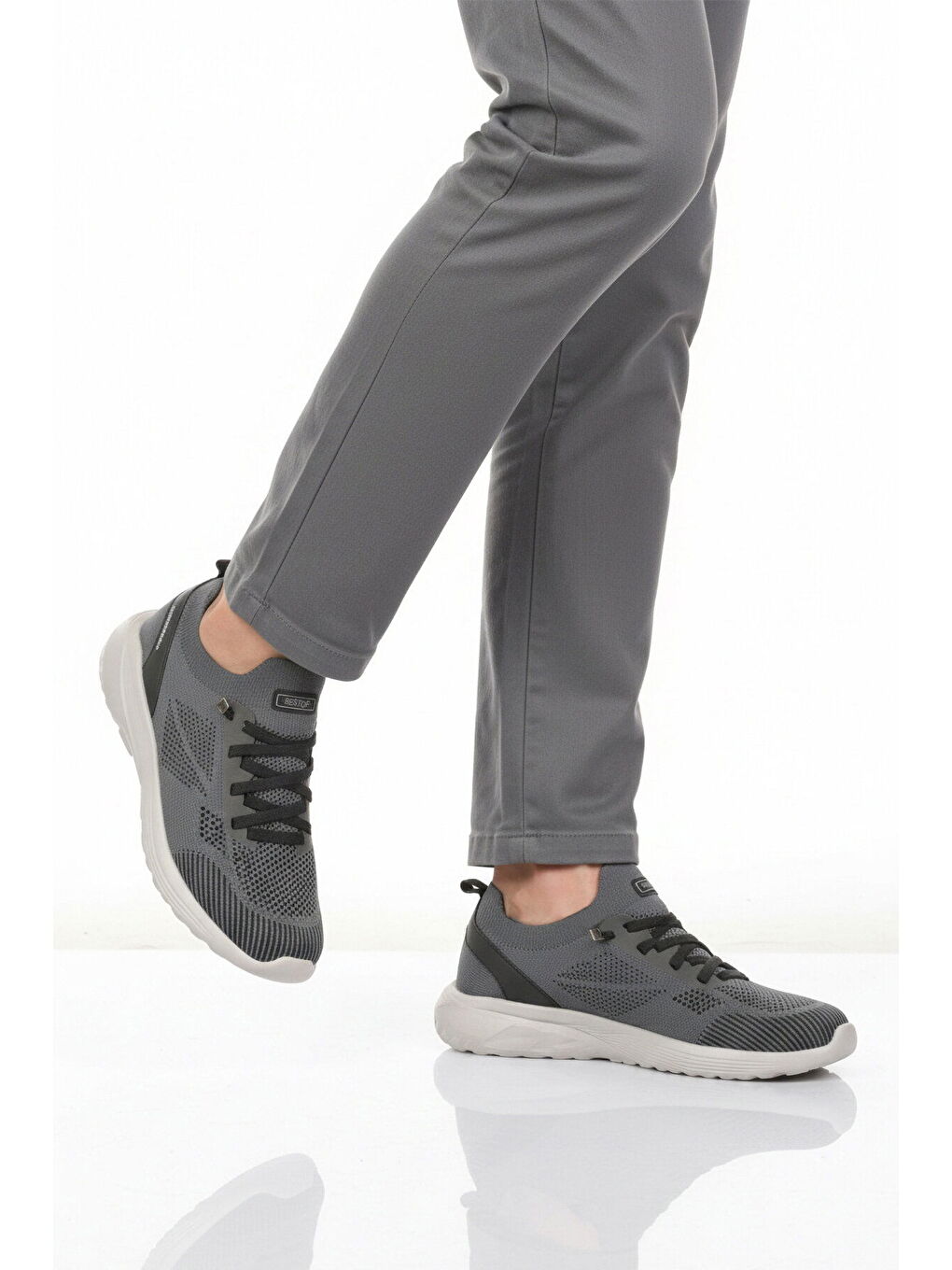 Gri Füme Fileli Hafif Esnek Bağcıklı Erkek Spor Ayakkabı Bst-646 M