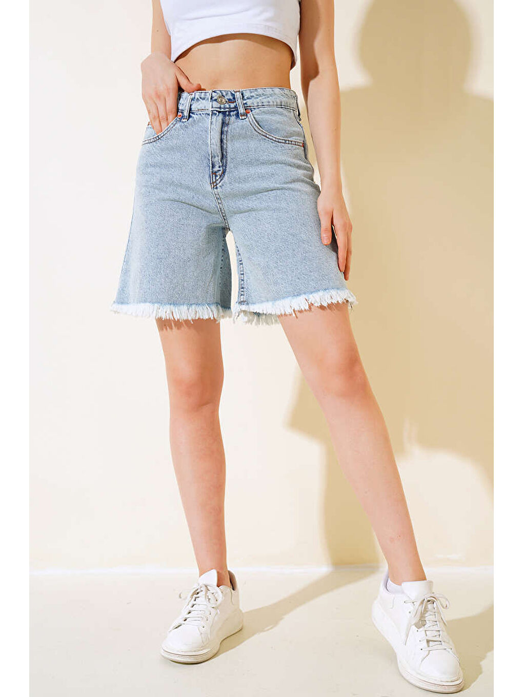 Püsküllü Jean Şort Buz Mavi - 27362-1