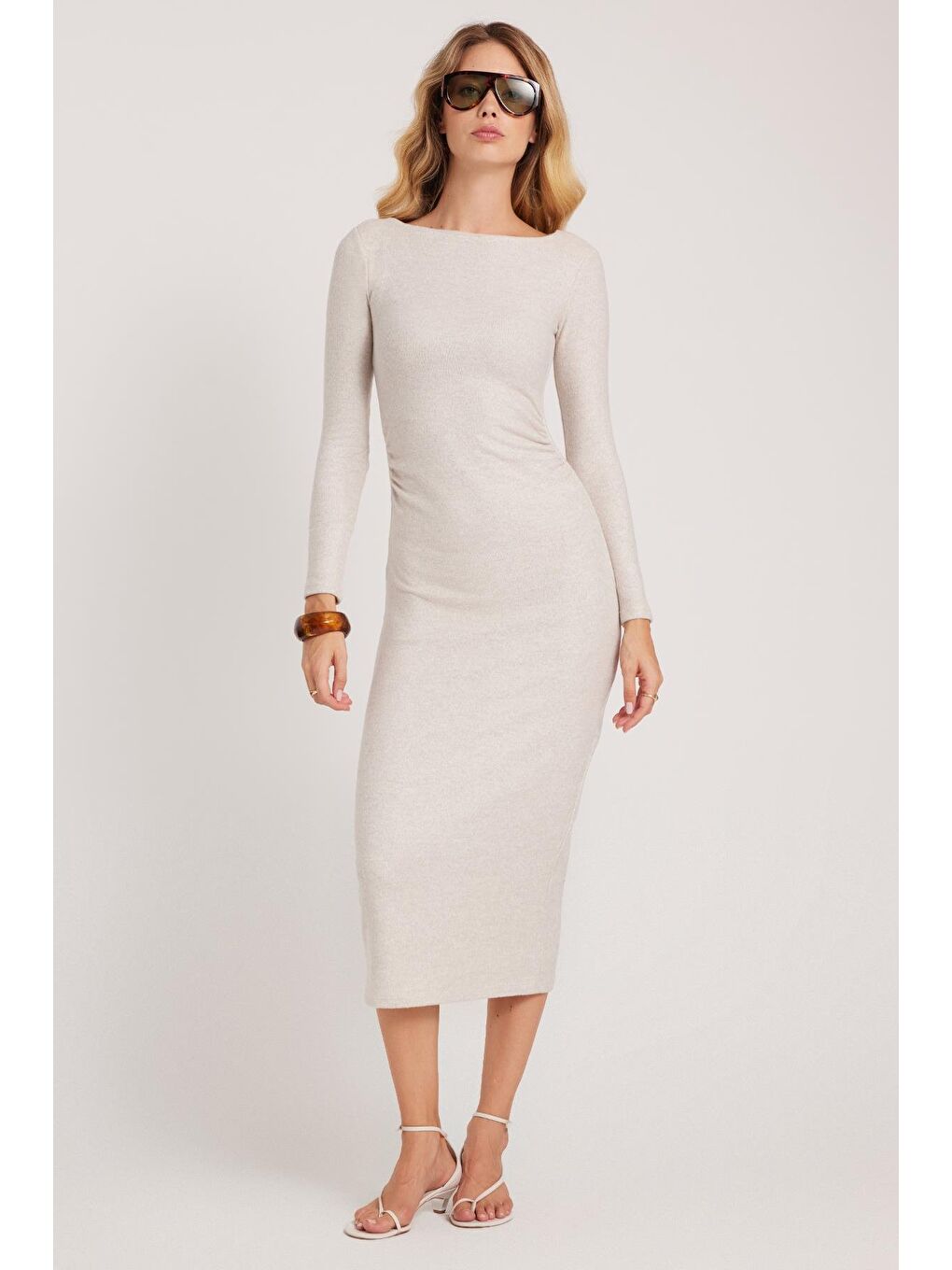 Kadın Slim Fit Dar Kesim Bisiklet Yaka Bej Elbise