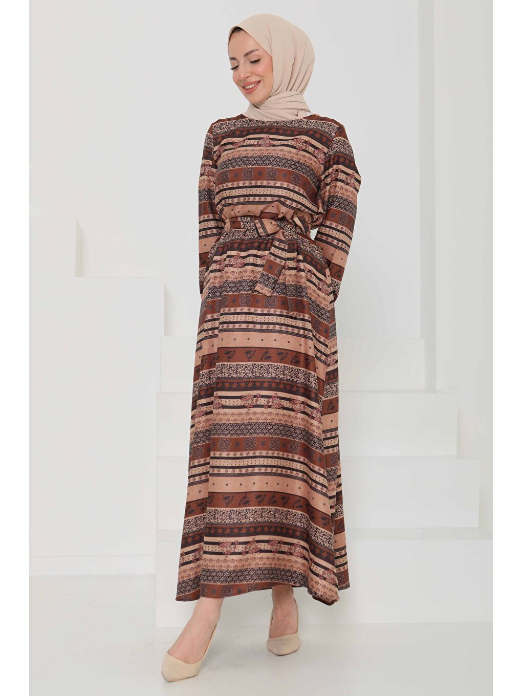 Kahverengi Desenli Kuşaklı Elbise Kahve - 27106-3