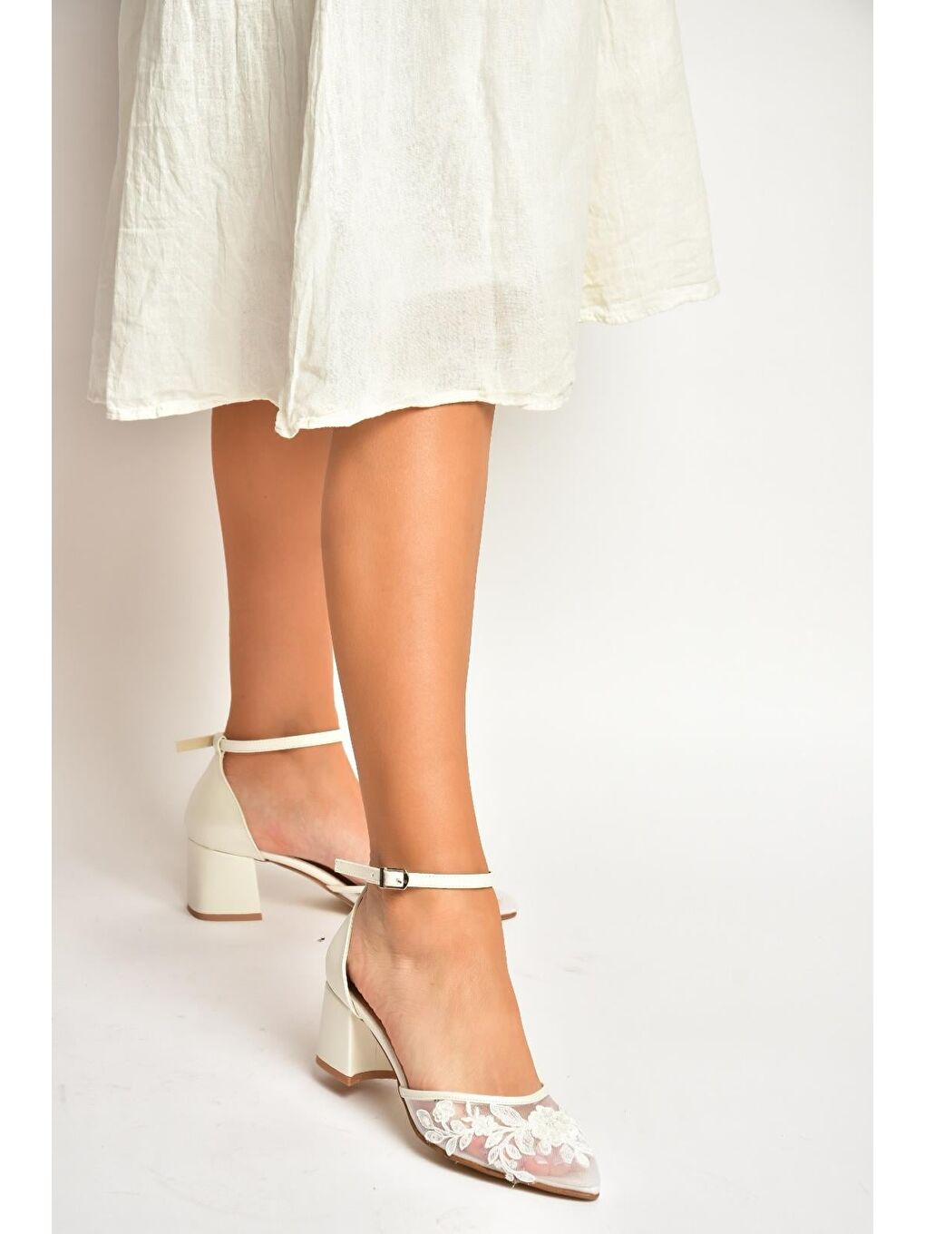 Bej Sedef Kadın Topuklu Ayakkabı Y246061509