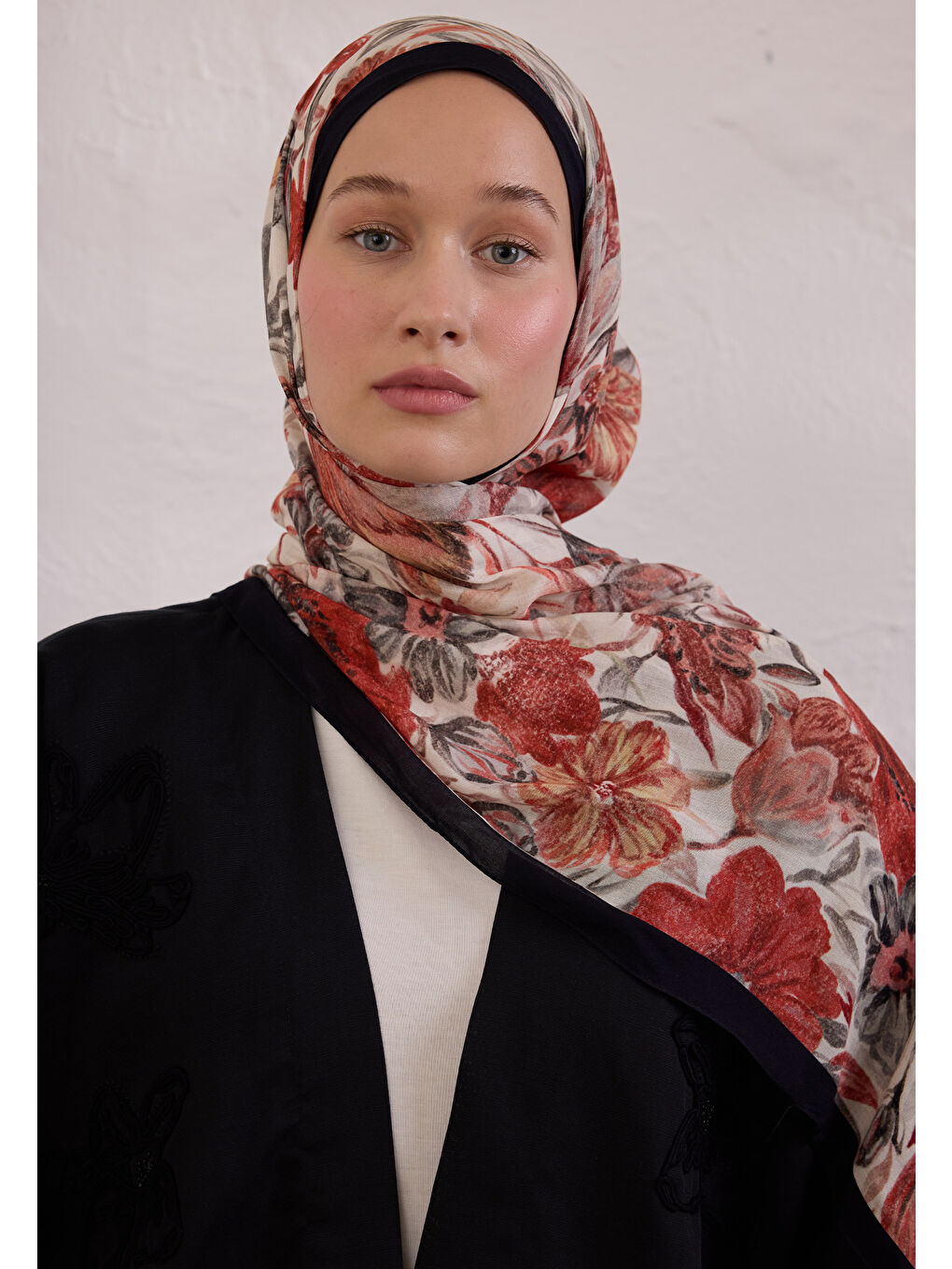 Vıntage Garden Desen Rami Şal Siyah-1