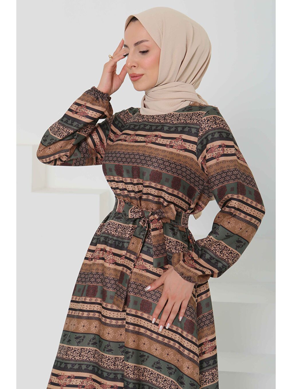 Desenli Kuşaklı Elbise Haki - 27106-4