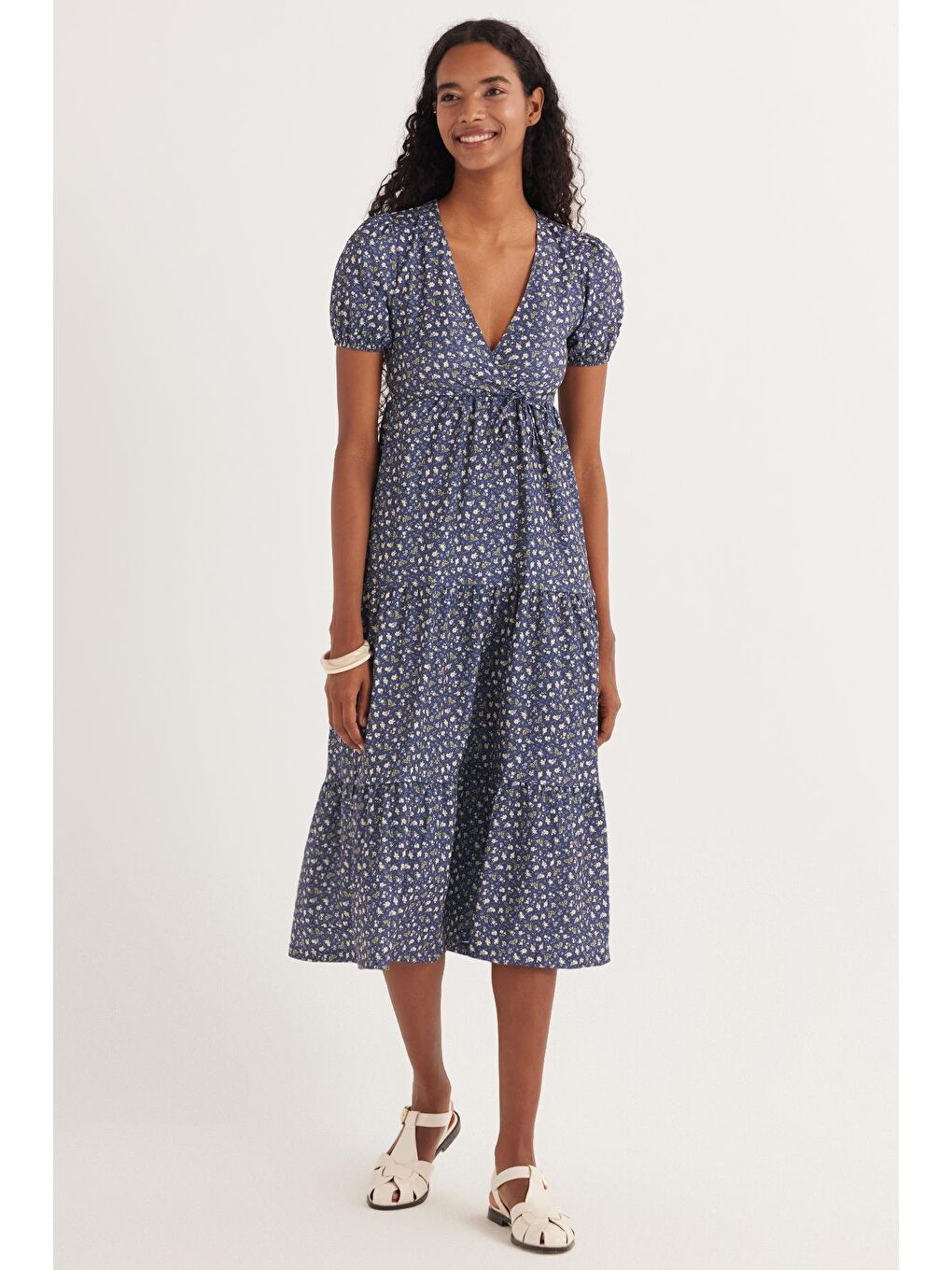 Karışık Kadın Slim Fit Dar Kesim Kısa Kollu Baskılı V Yaka Elbise