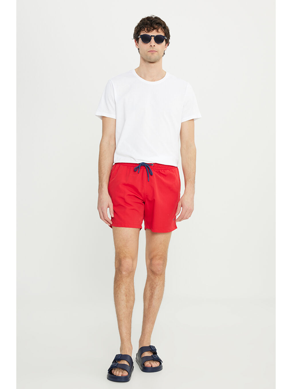 Erkek Kırmızı Standart Fit Normal Kesim Cepli Hızlı Kuruyan Desenli Deniz Şortu-2