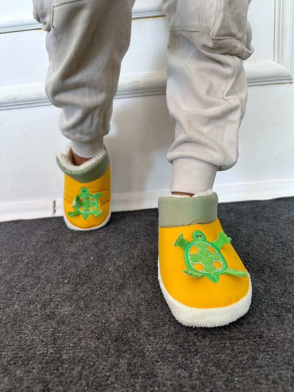 Sarı Kaplumbağa Desenli Kaydırmaz Taban Termal Isı Kreş Ev Okul Ayakkabısı Bebek Çocuk Panduf Ev Botu-1