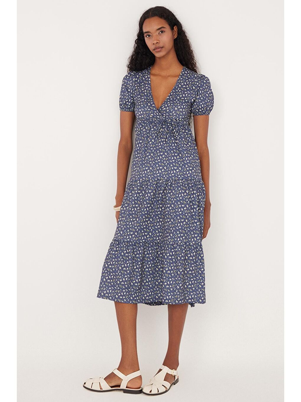 Karışık Kadın Slim Fit Dar Kesim Kısa Kollu Baskılı V Yaka Elbise-4