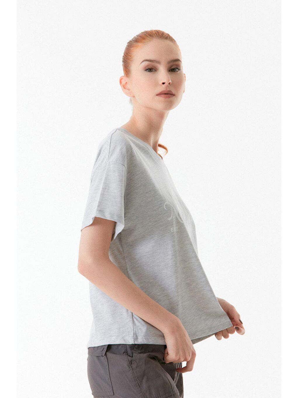 Gri Manhattan New York Baskılı Bisiklet Yaka Tişört-1