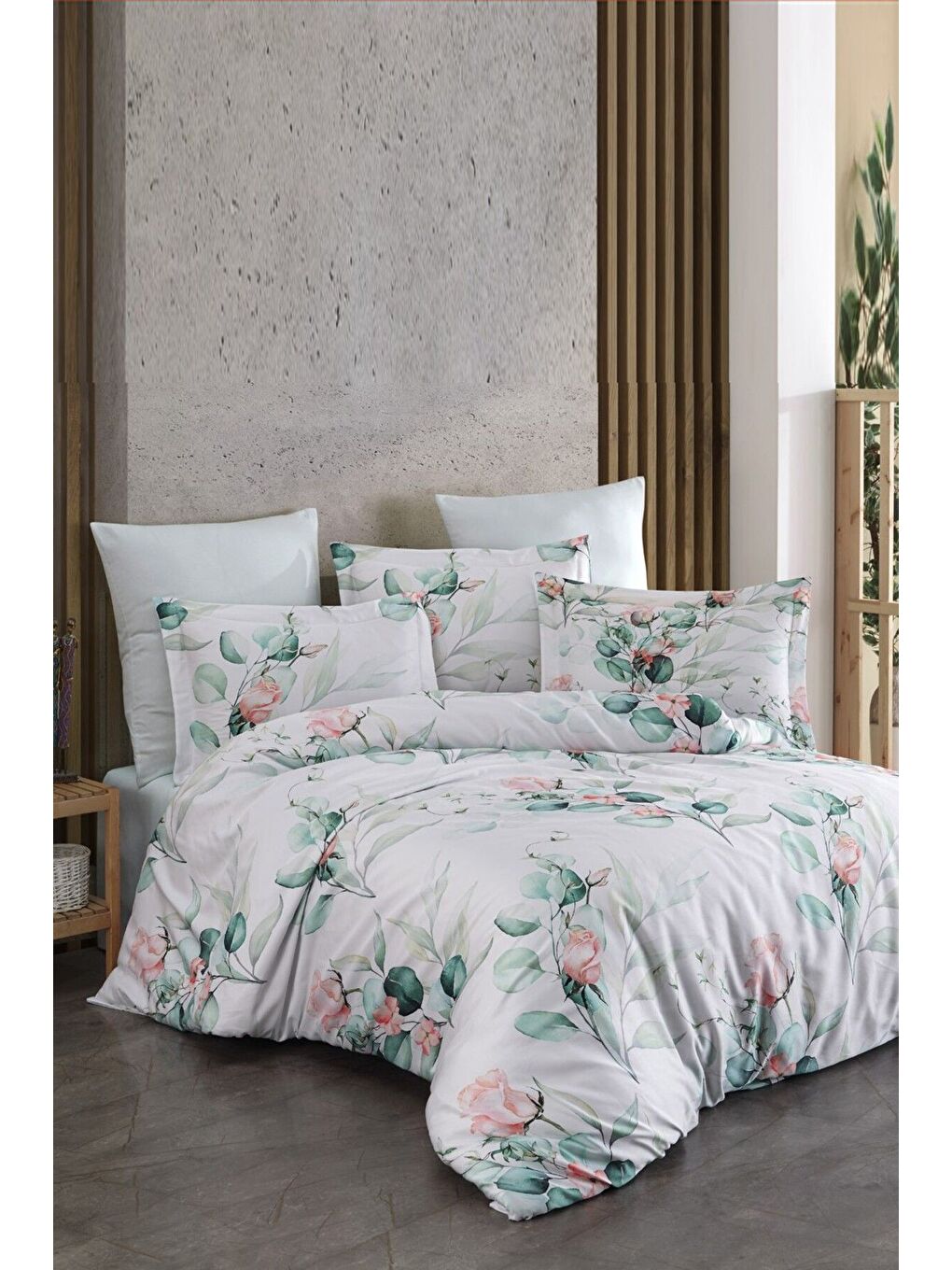 Mavi (Family Size) Bambu Saten Nevresim Takımı Elbıst