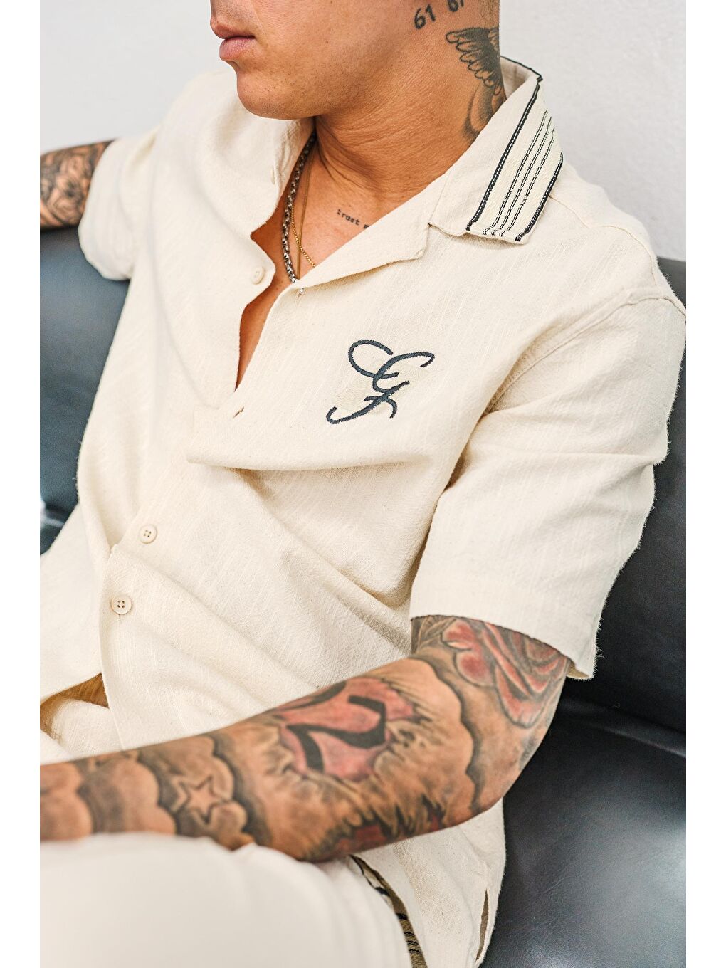 Erkek Relax Fit Keten Görünümlü Nakışlı Gömlek Bej