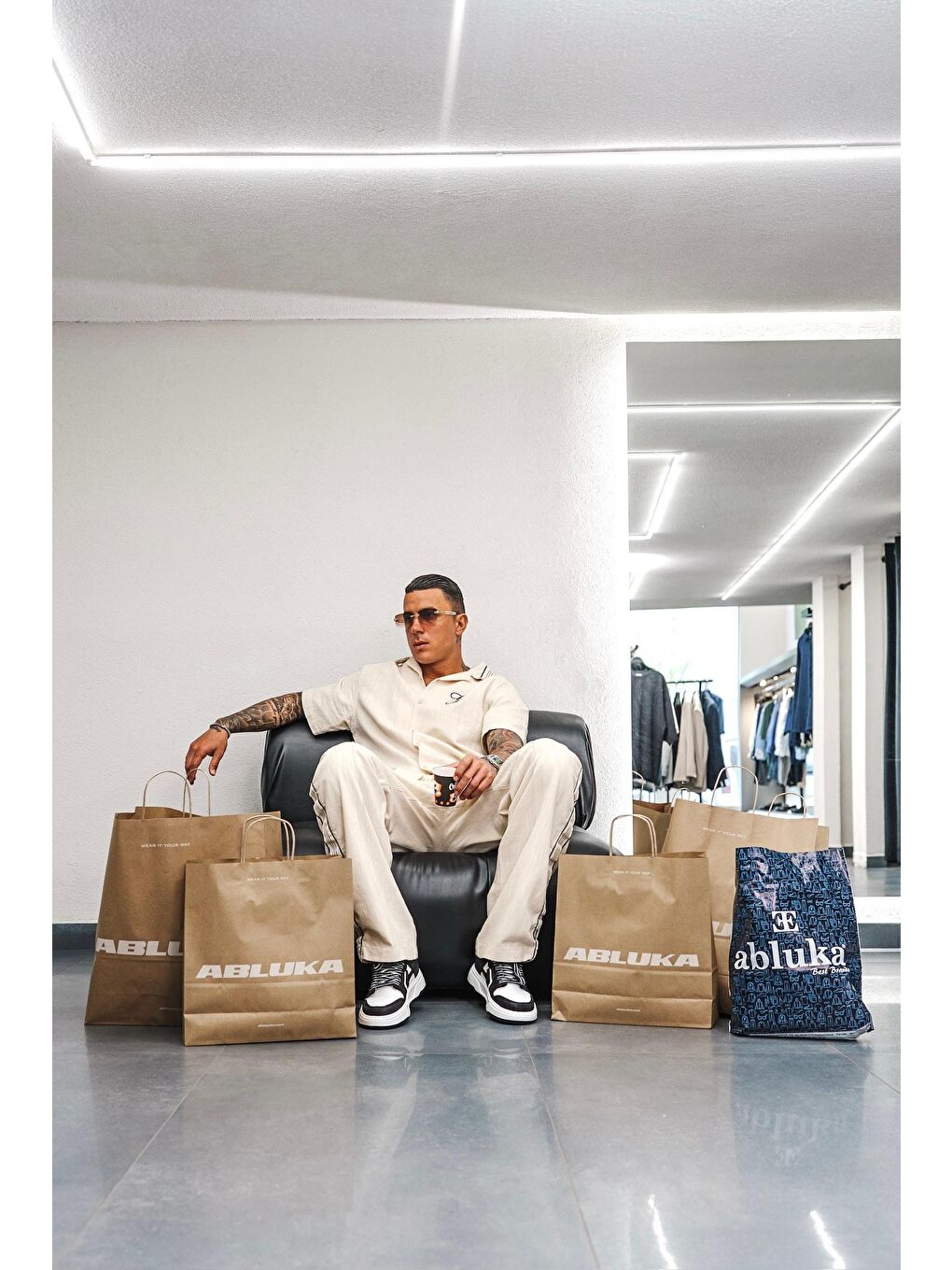 Erkek Relax Fit Keten Görünümlü Nakışlı Gömlek Bej-3