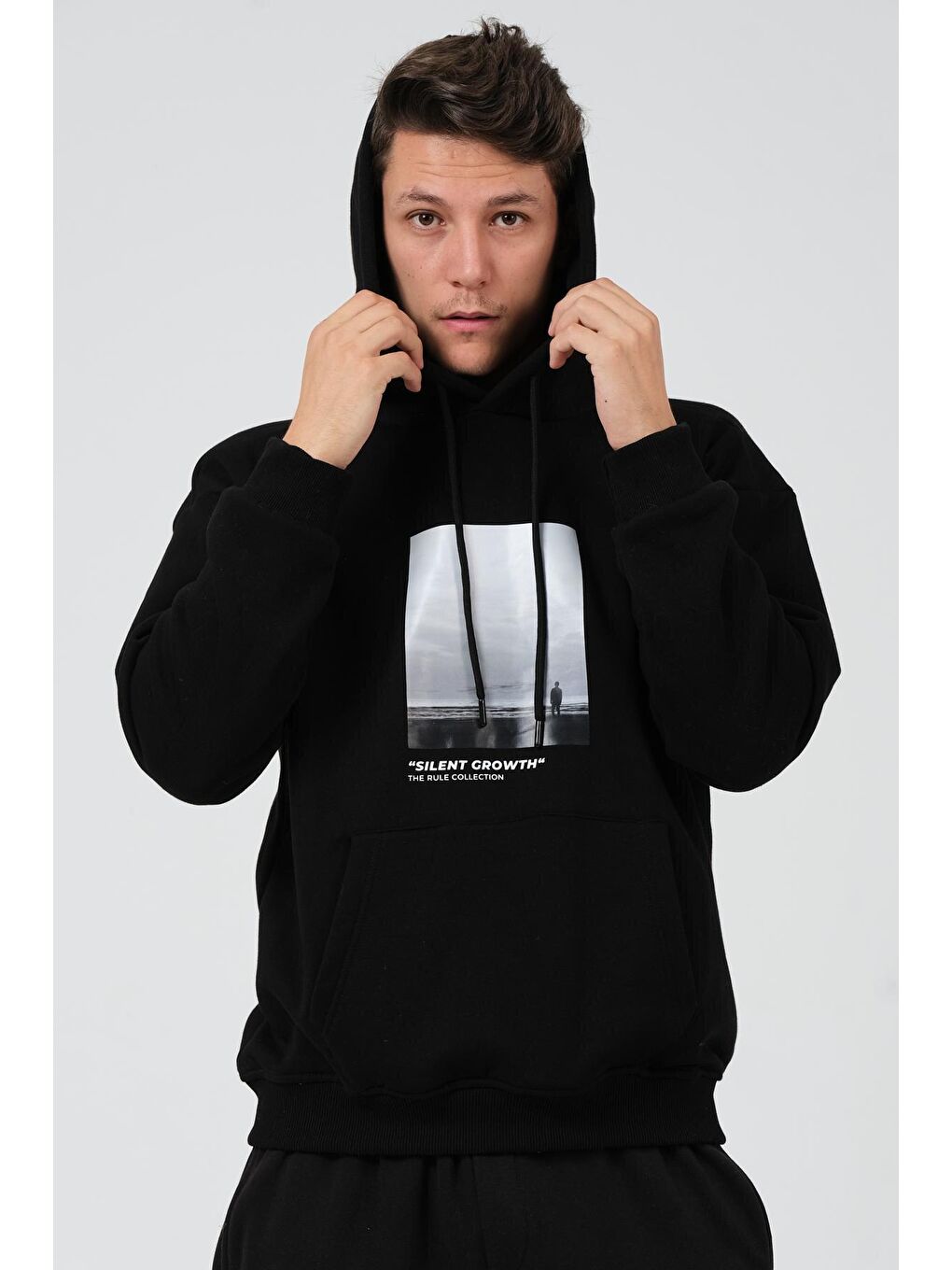 Siyah Oversize Fit Kapüşonlu Yaka Kanguru Cepli İçi Yumuşak Tüylü Baskılı  Erkek Hoodie RF0306-1