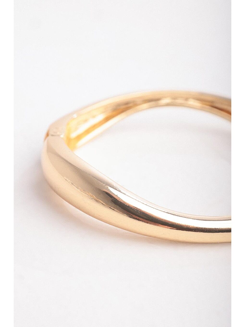 Sarı Gold Rengi Geniş Kelepçe Bileklik-1