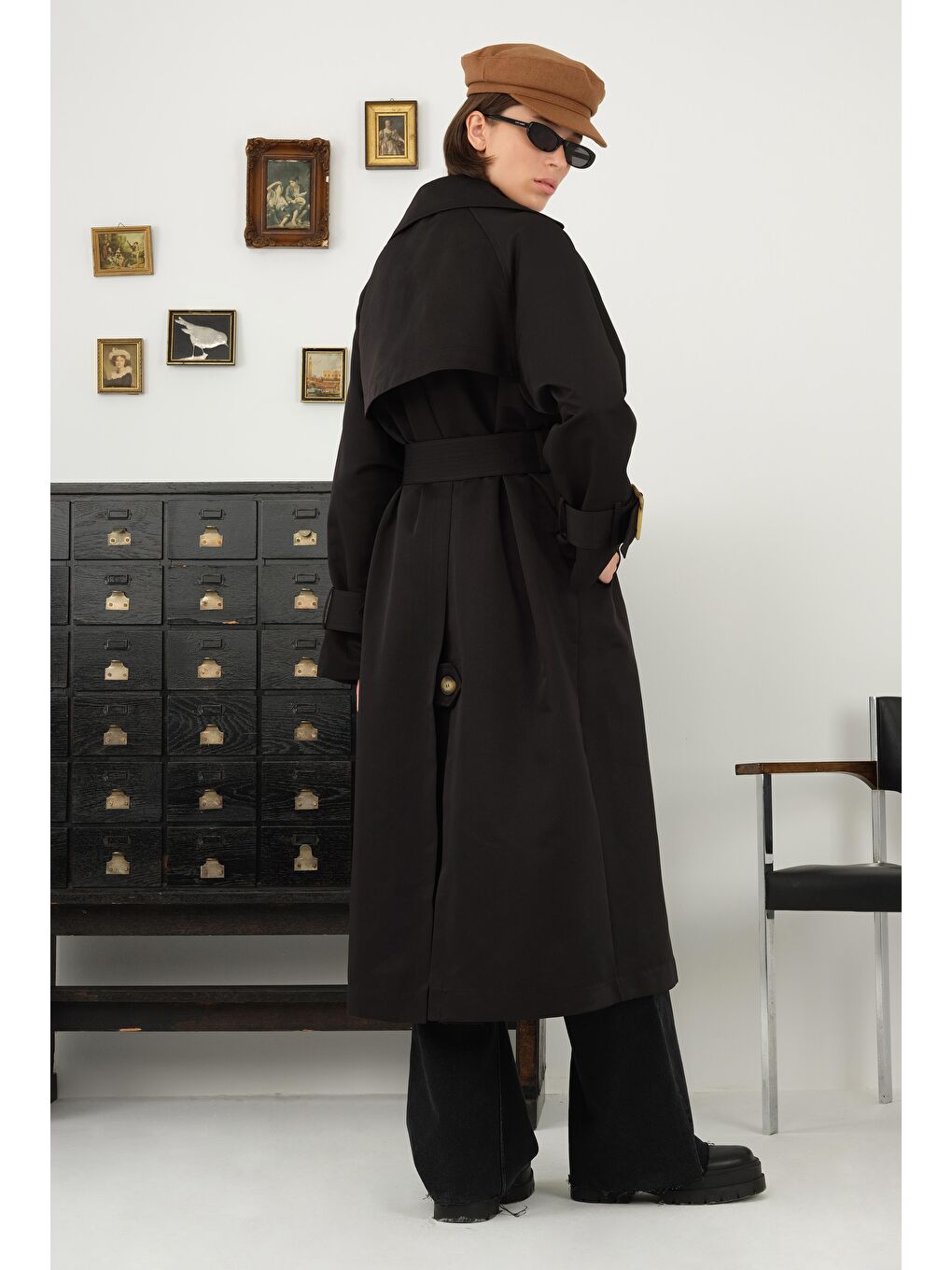 Kemeri Tokalı Trençkot Siyah-2
