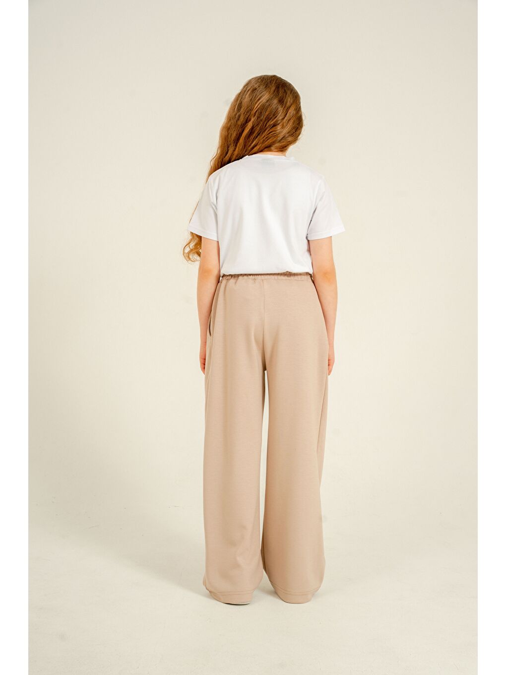 Bej Ön Pileli Yumuşak Dokulu - Comfort Kumaş Kız Çocuk Eşofman Altı-4