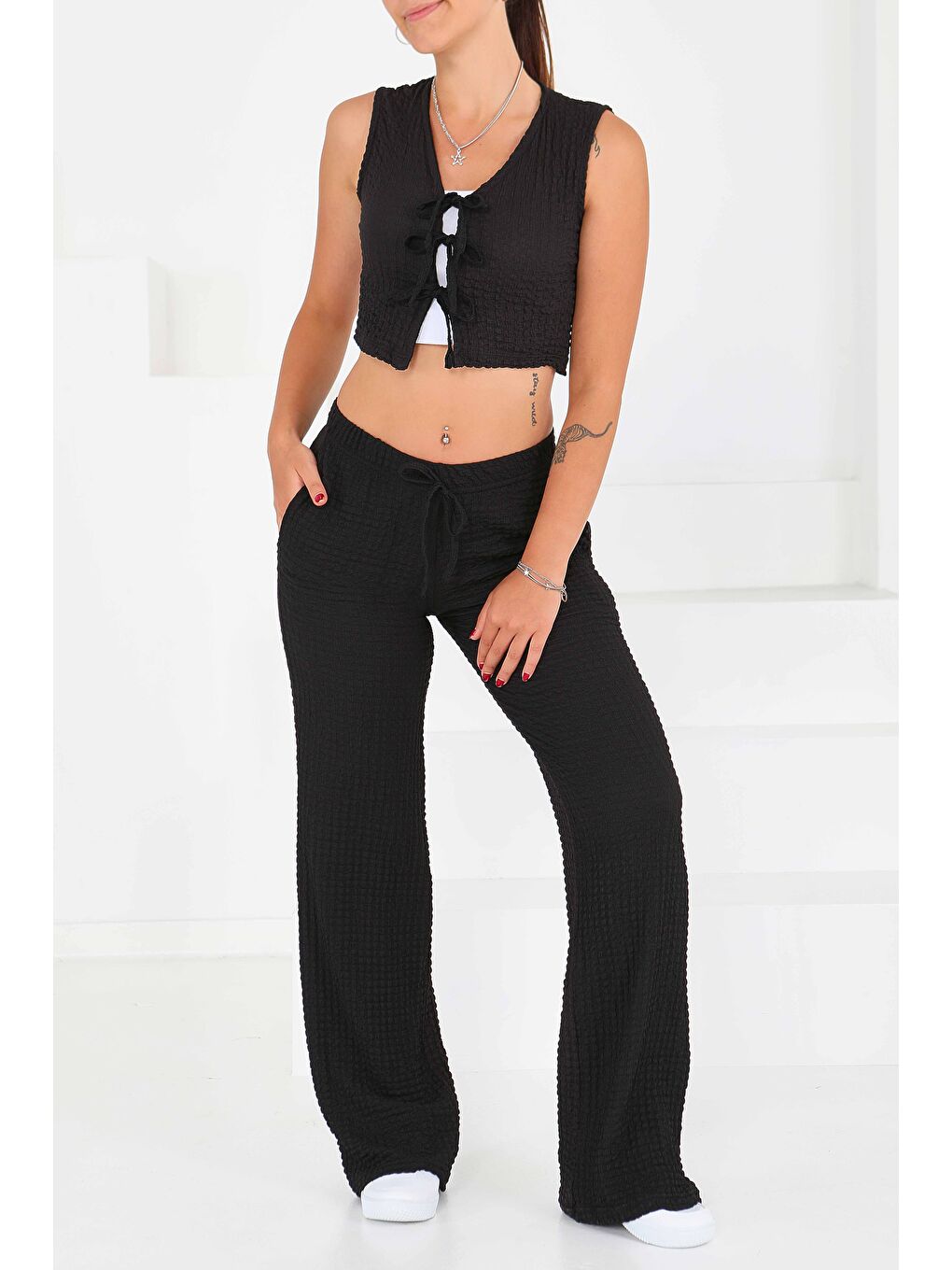 Önü Bağlamalı Takım Siyah - 27537