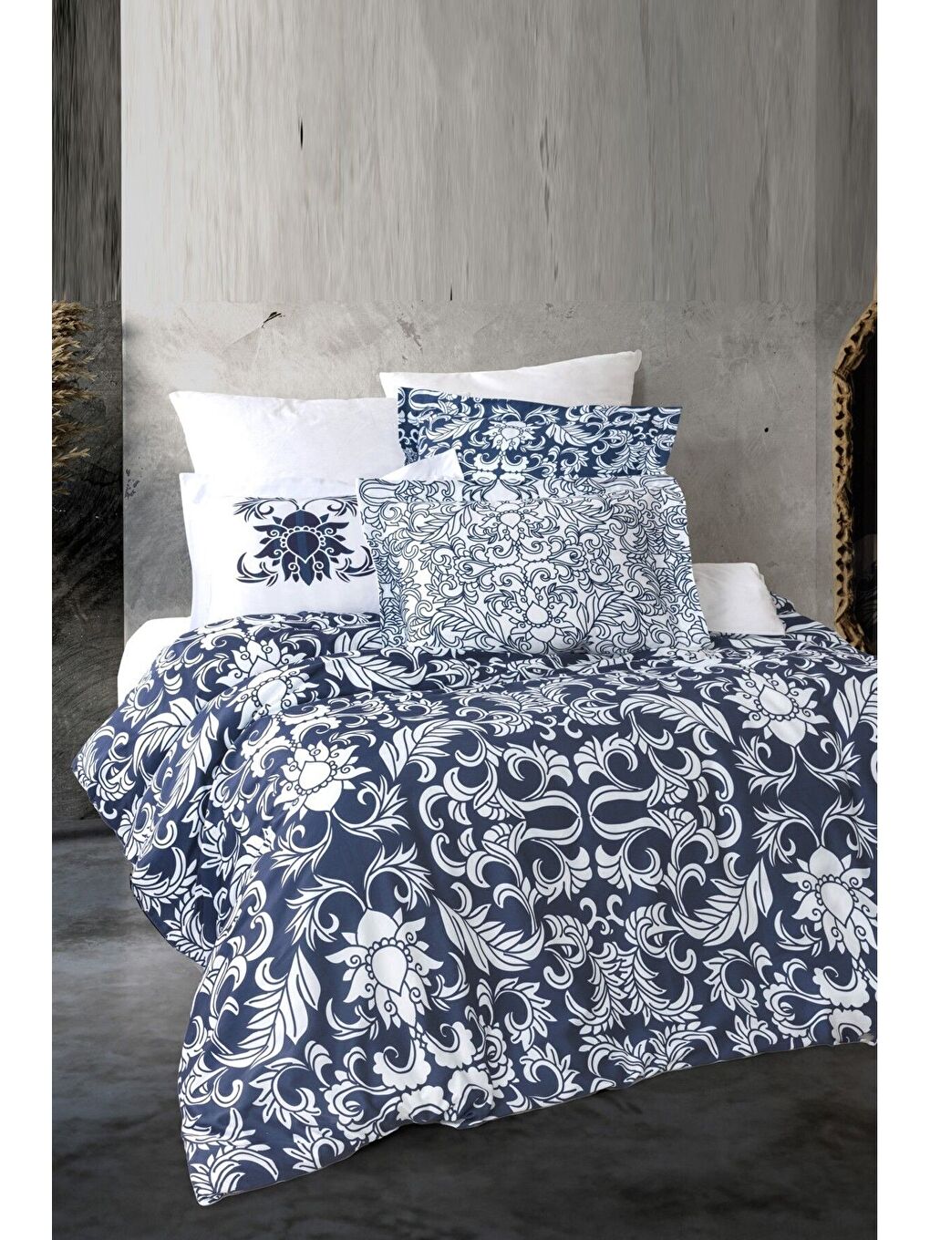 Mavi (Family Size) Bambu Saten Nevresim Takımı Caprı-1