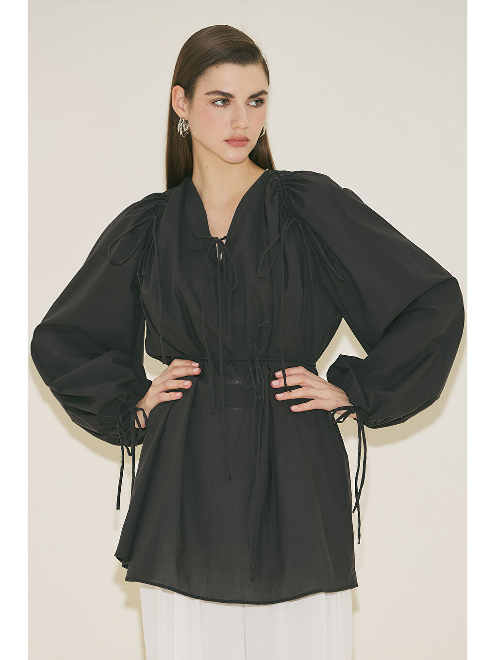 Bağlama Detaylı Tunik Siyah-4