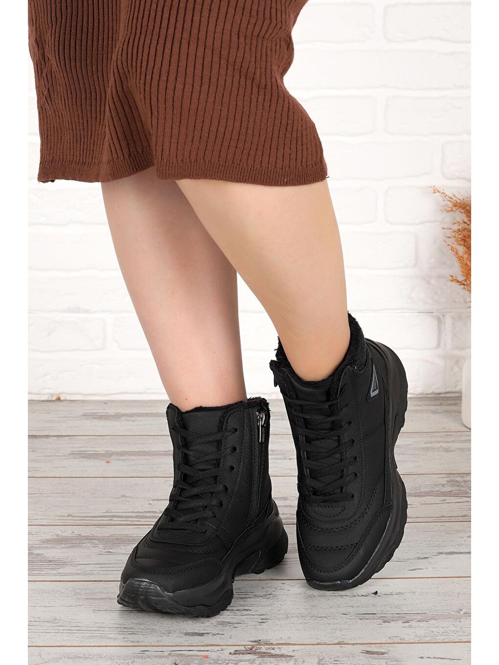 Siyah Acr 123 İçi Termal Kürklü Kadın Bot Ayakkabı-1