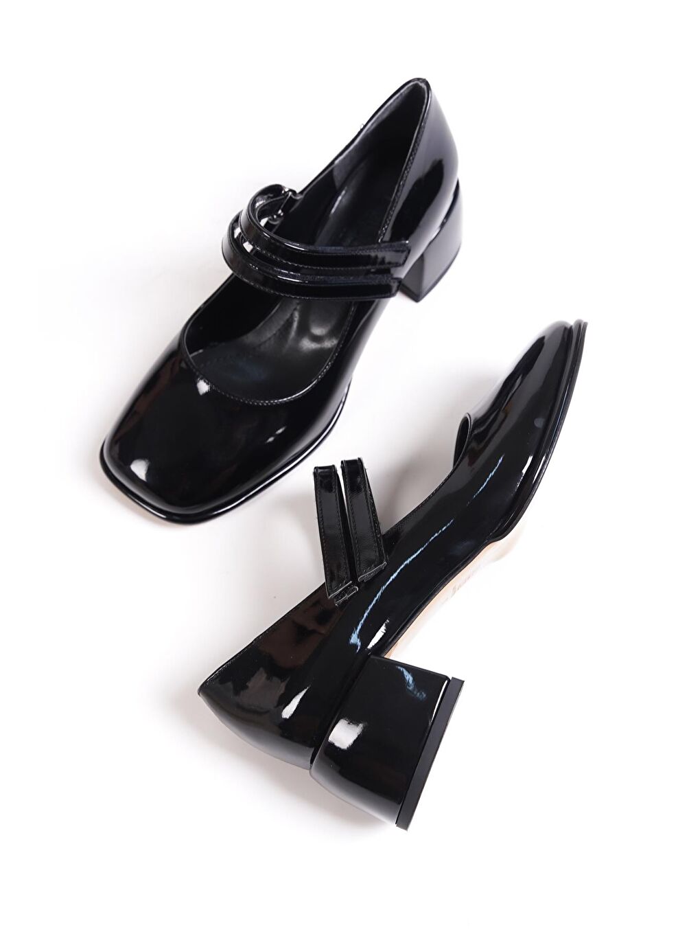 Siyah Küt Burunlu Çift Tokalı Ayakkabı-3