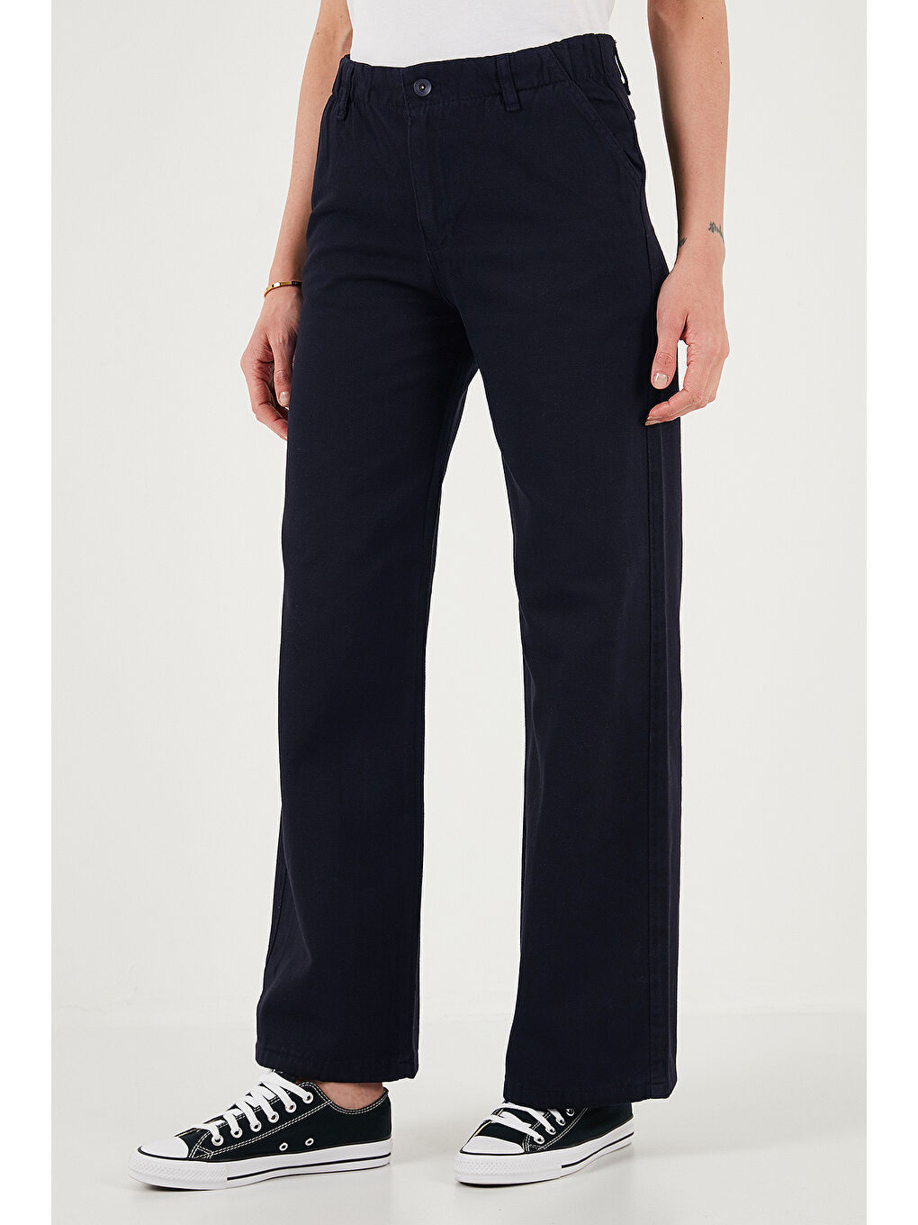 Lacivert Pamuklu Standart Fit Yüksek Bel Geniş Paça Kadın Pantolon 668YP5344-2