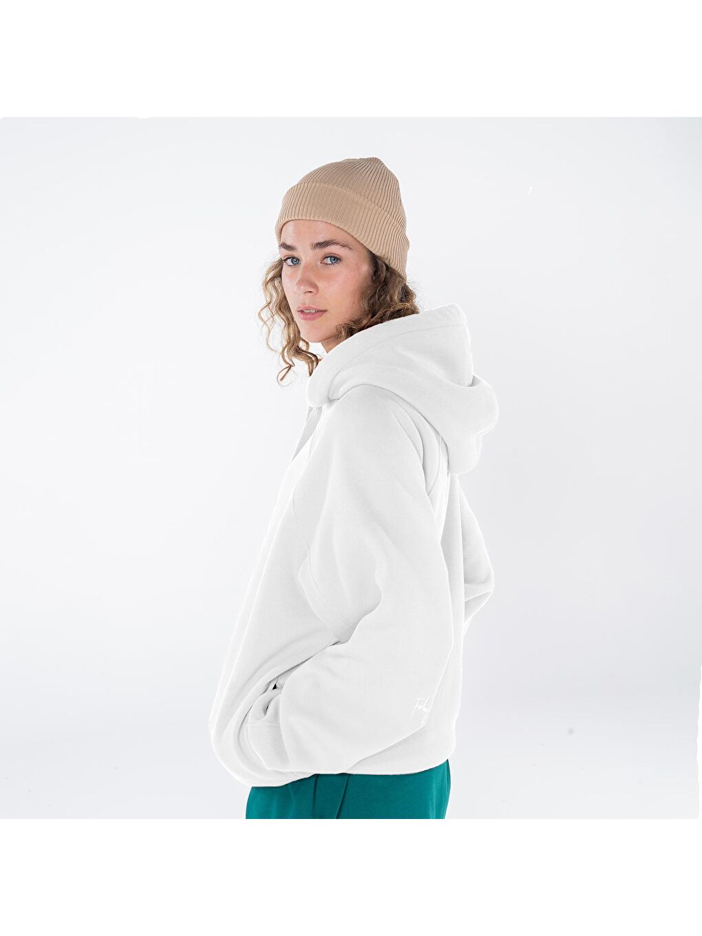 Kadın Kırık Beyaz Kapüşonlu Oversize Sweatshirt Hoodie-2